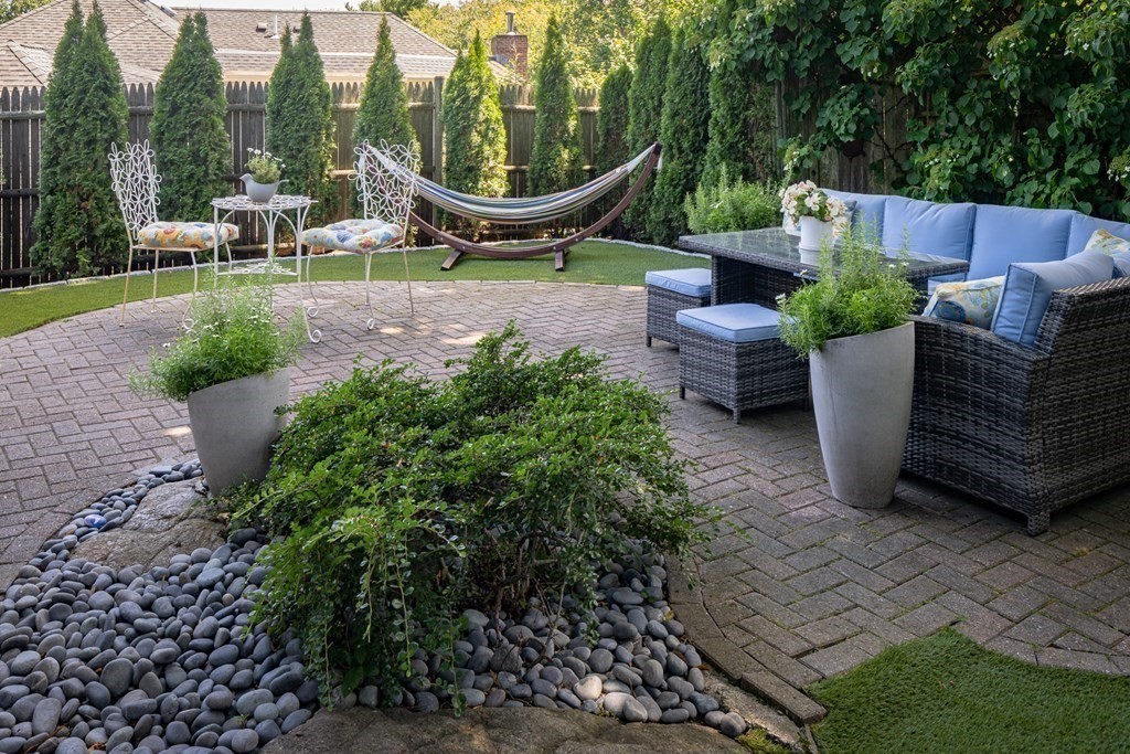 4 Wallingford Road Marblehead, MA 01945 - Photo 29 of 31