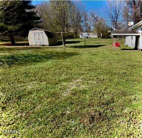 1511 Carpenter Road Knoxville, TN 37924 - Photo 4 of 21 Back Yard Main