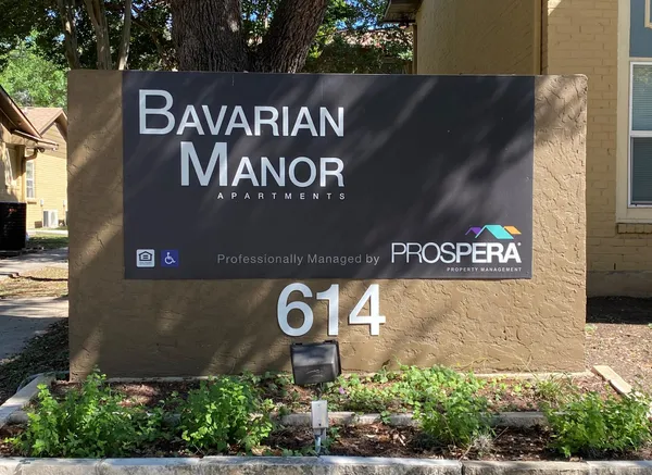 $1,033 | 614 Bavarian Drive, New Braunfels, TX 78130