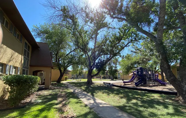 $1,033 | 614 Bavarian Drive, New Braunfels, TX 78130