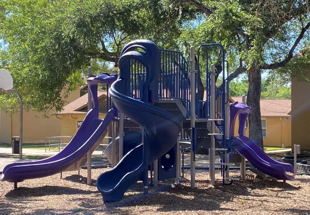 $1,033 | 614 Bavarian Drive, New Braunfels, TX 78130