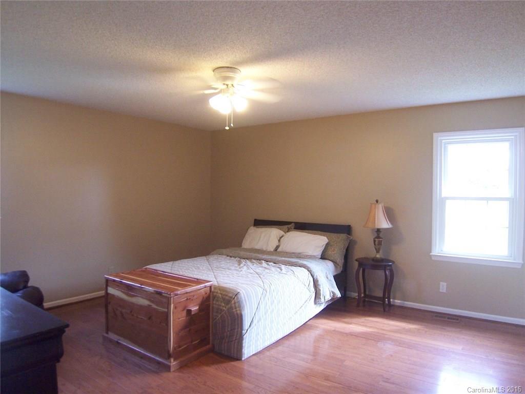 326 Rollingbrook Road Kings Mountain, NC 28086 - Photo 11 of 24 Gallery Image 11