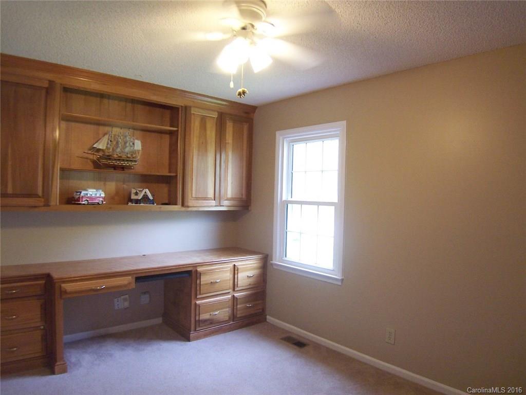 326 Rollingbrook Road Kings Mountain, NC 28086 - Photo 13 of 24 Gallery Image 13