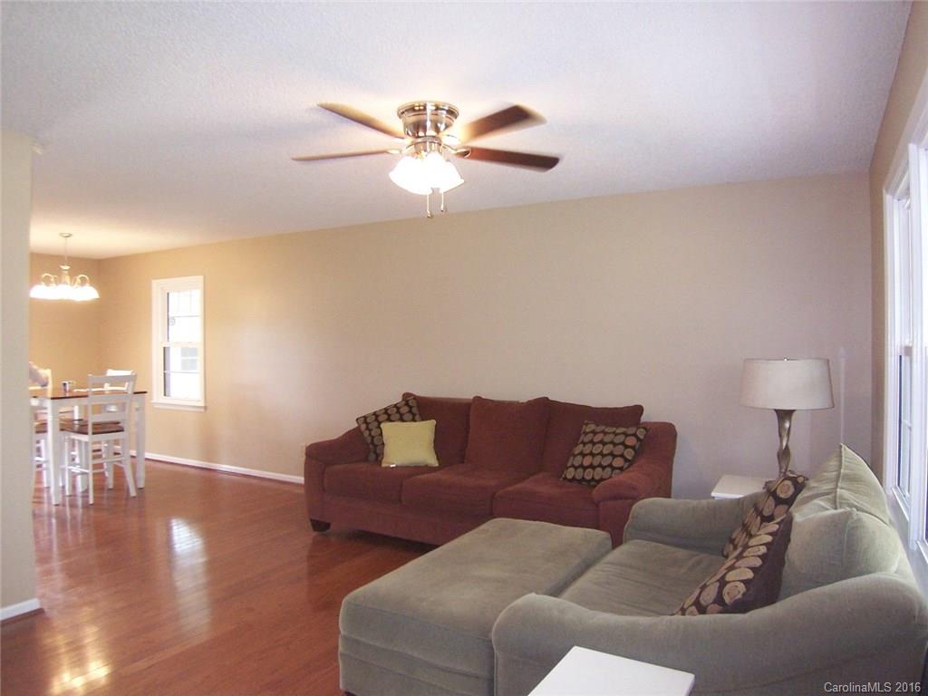 326 Rollingbrook Road Kings Mountain, NC 28086 - Photo 5 of 24 Gallery Image 5
