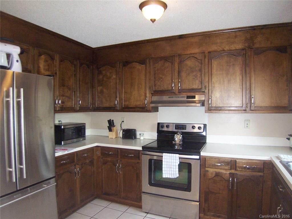 326 Rollingbrook Road Kings Mountain, NC 28086 - Photo 7 of 24 Gallery Image 7