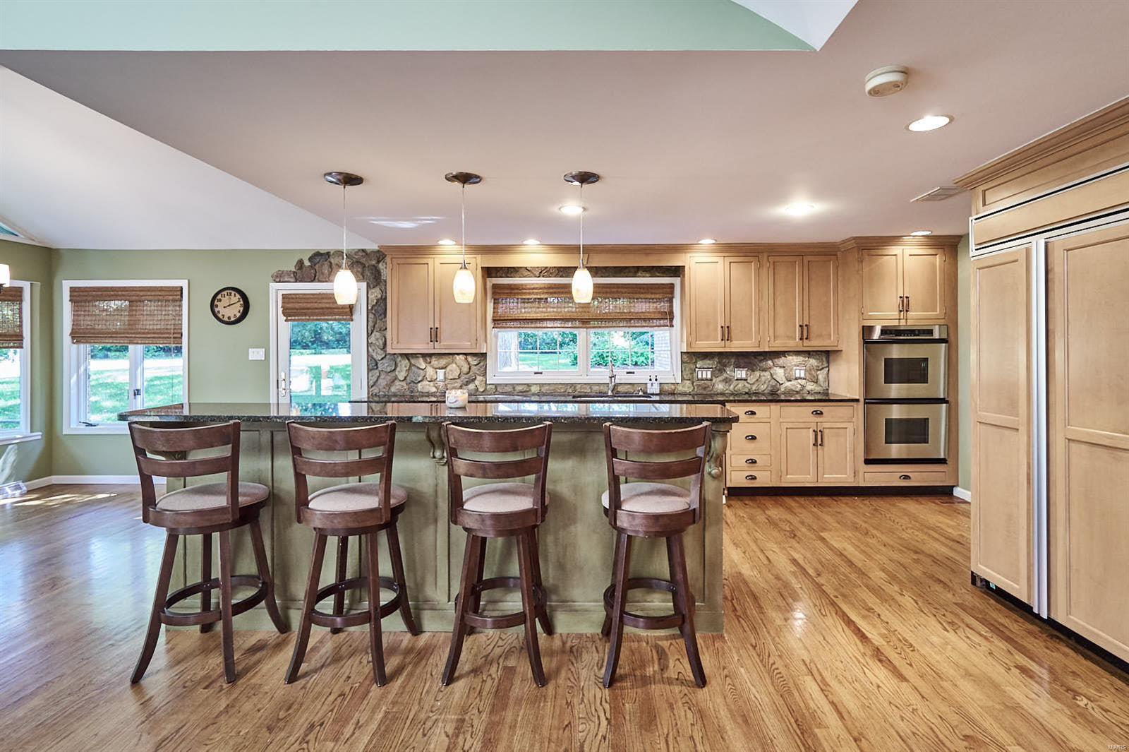23 Broadview Farm Road St. Louis, MO 63141 - Photo 13 of 61 Gallery Image 13