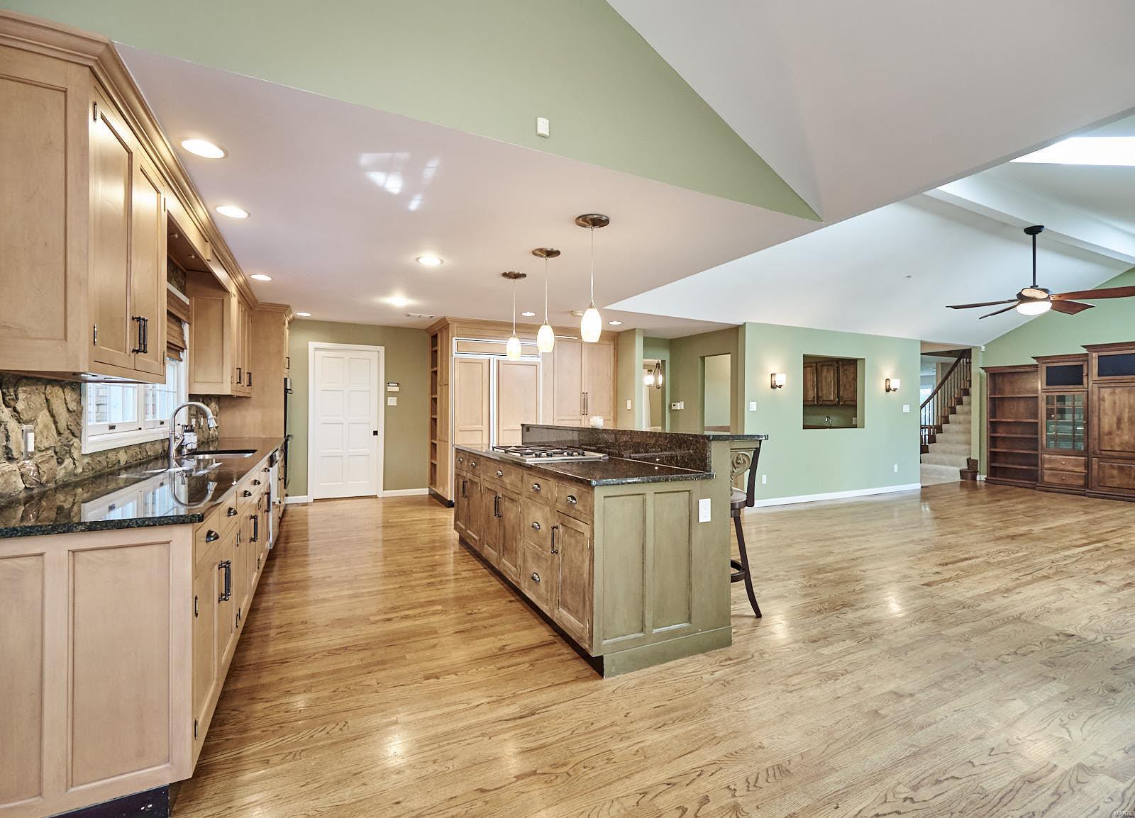 23 Broadview Farm Road St. Louis, MO 63141 - Photo 14 of 61 Gallery Image 14
