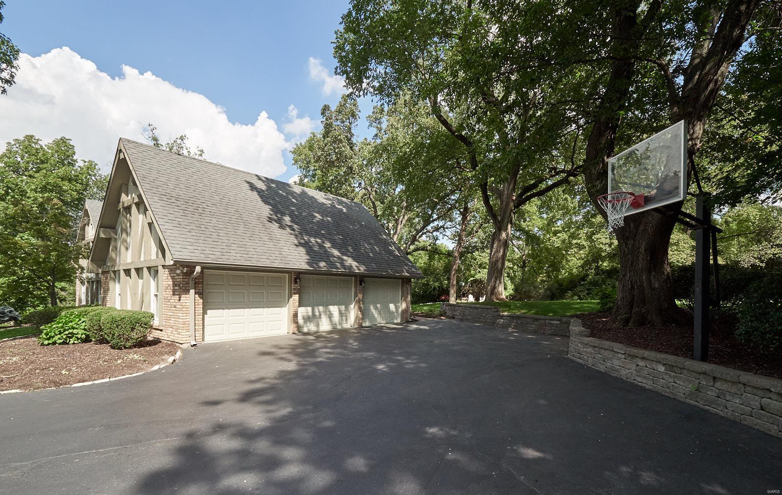 23 Broadview Farm Road St. Louis, MO 63141 - Photo 57 of 61 Gallery Image 57