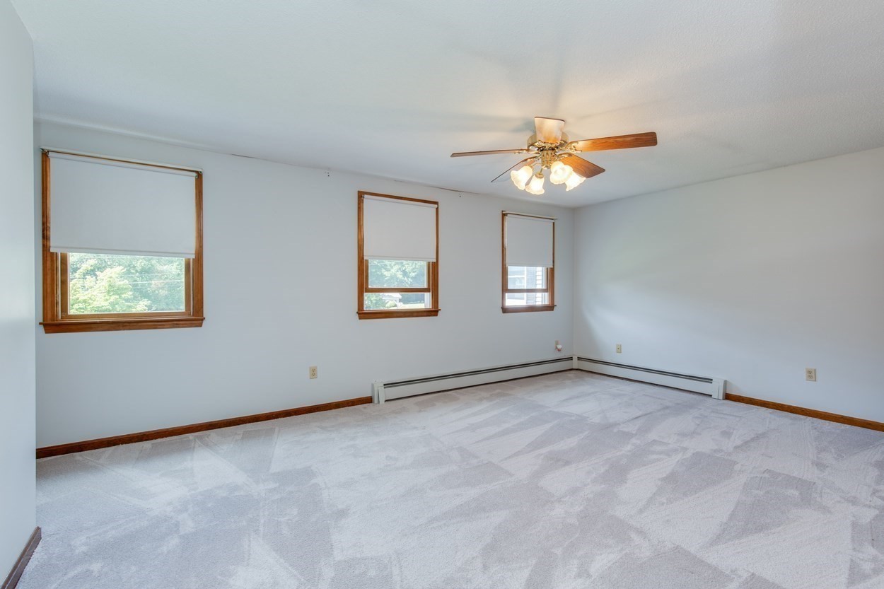 21 Partridge Road Dracut, MA 01826 - Photo 12 of 40 Gallery Image 12