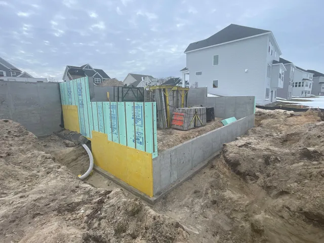 $870,000 | 4739 131st Avenue Northeast, Blaine, MN 55449