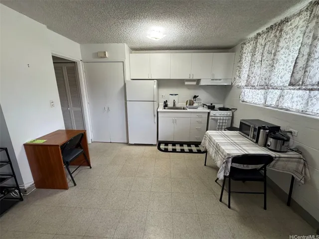 $1,450 | 932 Kinau Street, Unit 303, Honolulu, HI 96814