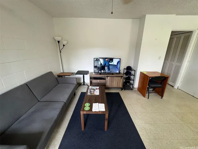 $1,450 | 932 Kinau Street, Unit 303, Honolulu, HI 96814