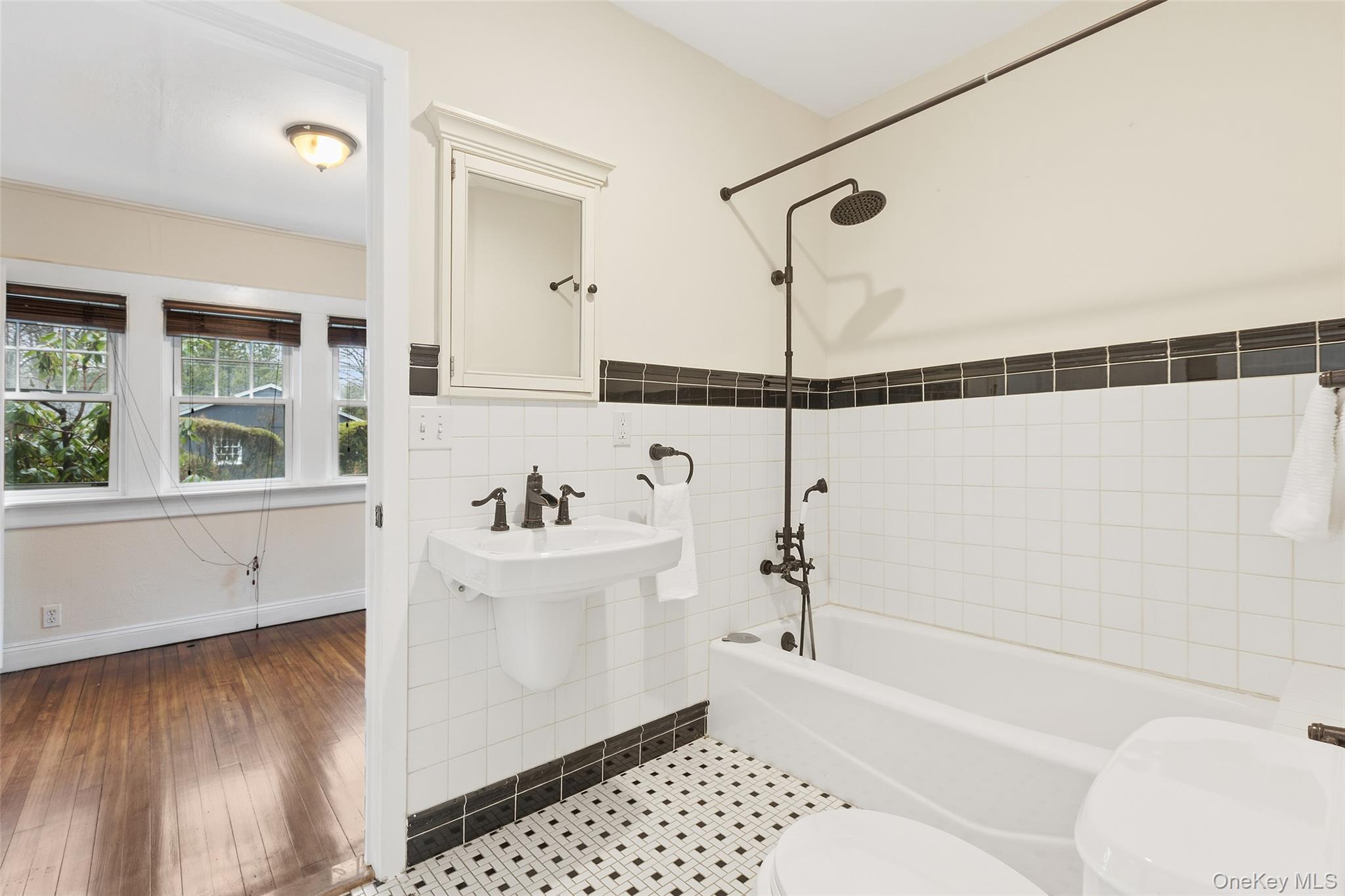 56 Huntville Road Katonah, NY 10536 - Photo 26 of 44 Bathroom