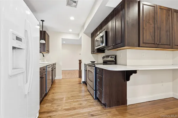 $775,000 | 56 Huntville Road, Katonah, NY 10536