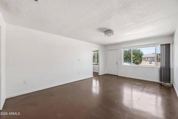 $1,200 | 4326 North 13th Place, Unit B, Phoenix, AZ 85014