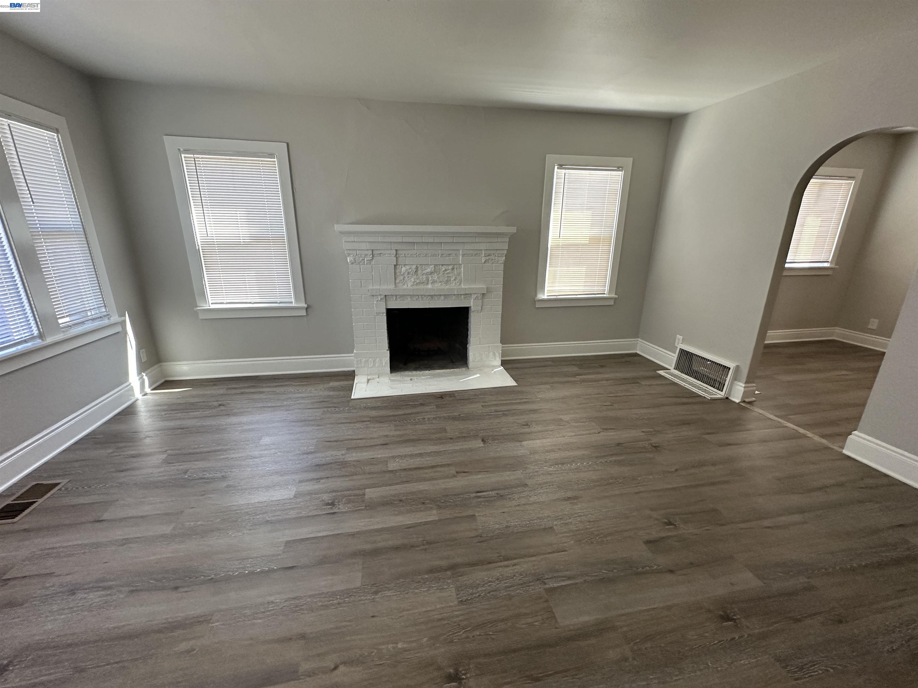 444 East 12th Street Pittsburg, CA 94565 - Photo 4 of 12