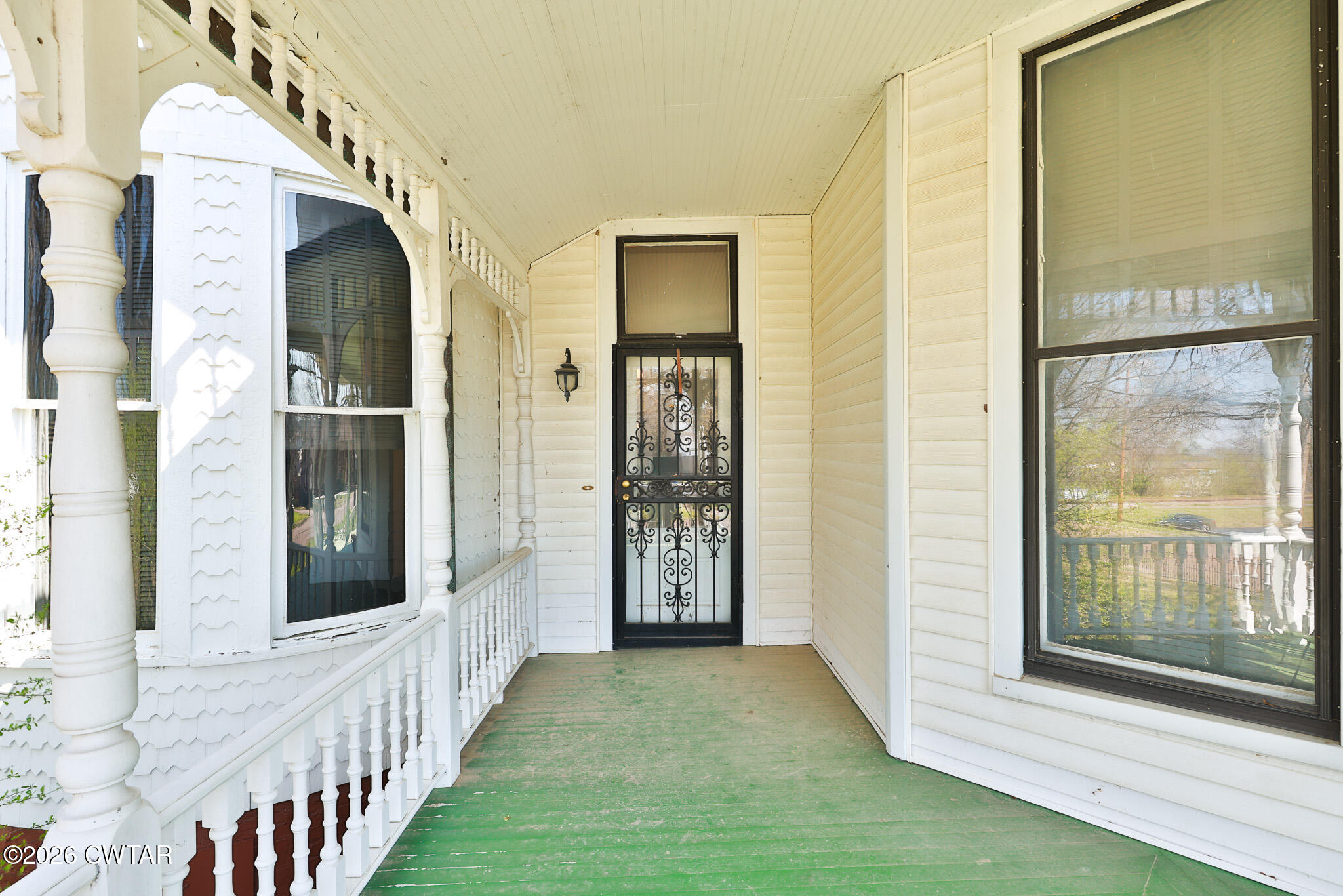 203 North McCombs Street Martin, TN 38237 - Photo 26 of 37 a view of an entryway