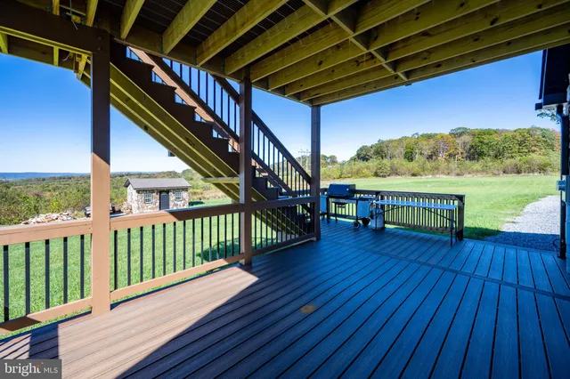 $282,500 | 72 Kisner Road, Friendsville, MD 21531