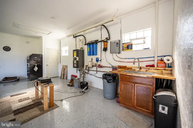 $282,500 | 72 Kisner Road, Friendsville, MD 21531