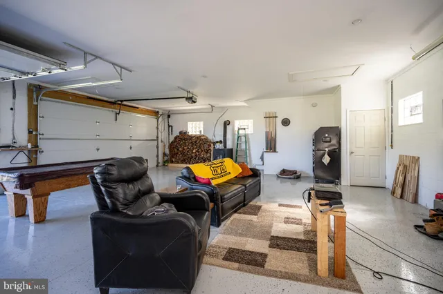 $282,500 | 72 Kisner Road, Friendsville, MD 21531