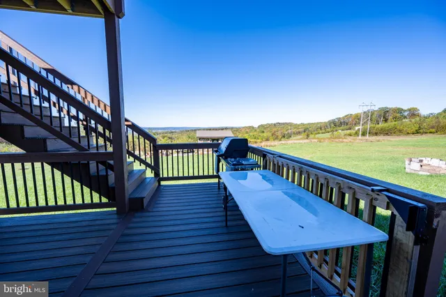 $282,500 | 72 Kisner Road, Friendsville, MD 21531