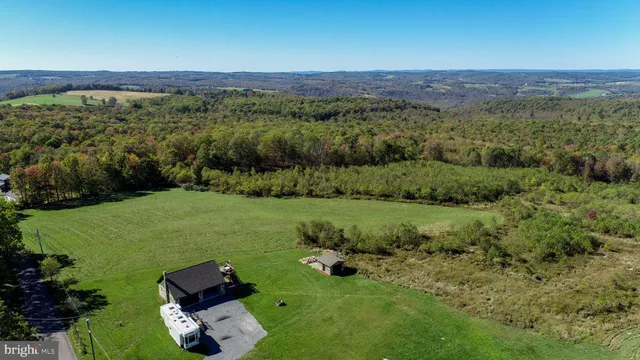 $282,500 | 72 Kisner Road, Friendsville, MD 21531