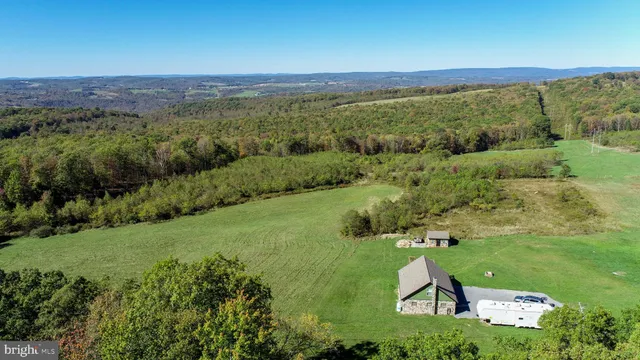 $282,500 | 72 Kisner Road, Friendsville, MD 21531