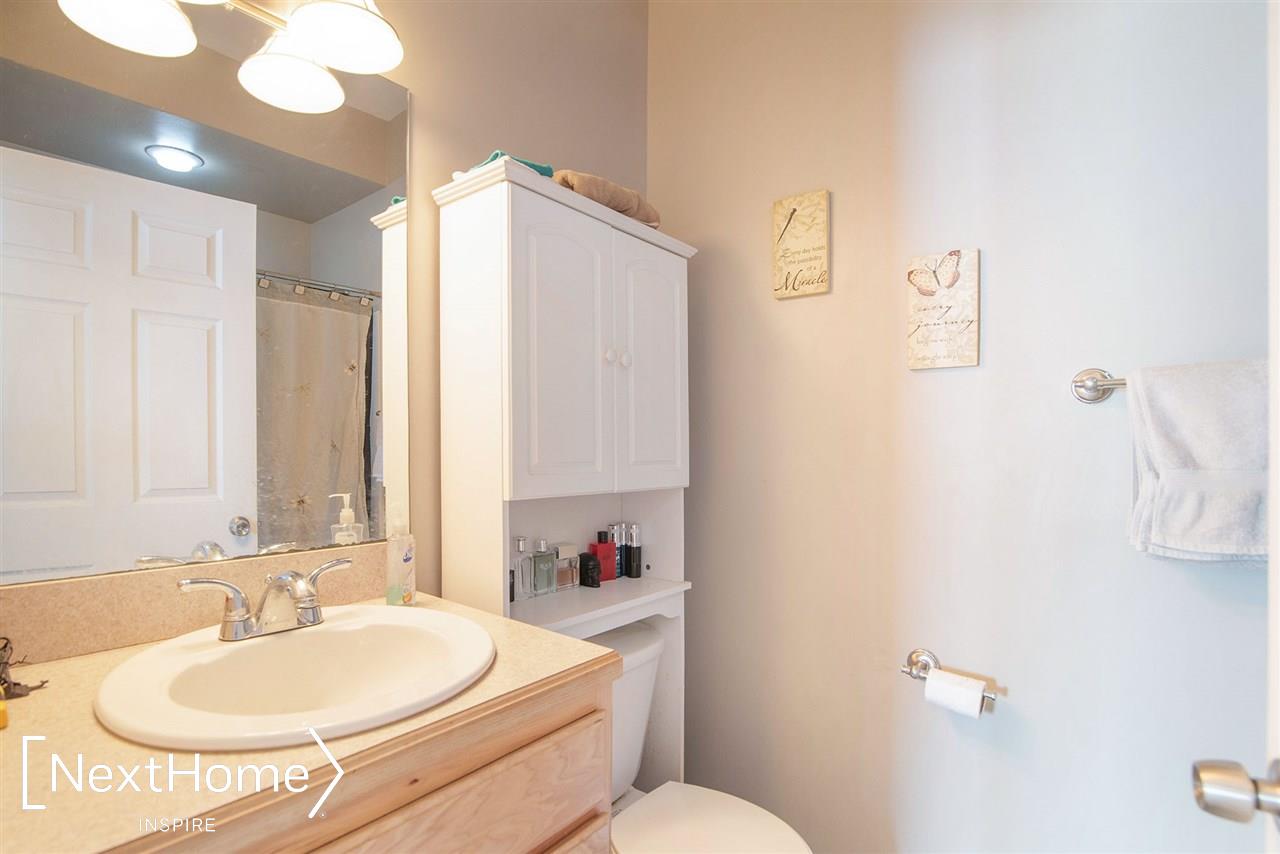 11252 Potter Road Flushing, MI 48433 - Photo 13 of 37 50033559-12.JPG
