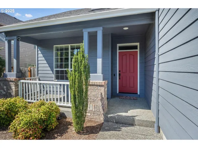 a picture of a door and a bench