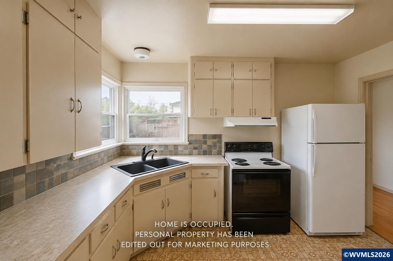 926 Southwest 11th Avenue Albany, OR 97321 - Photo 9 of 26