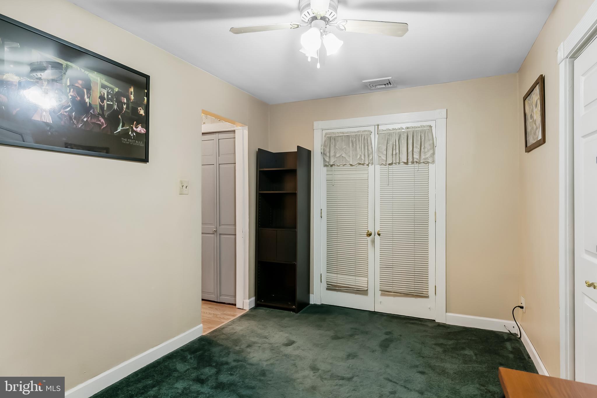 438 Wayne Road Bellmawr, NJ 08031 - Photo 22 of 33