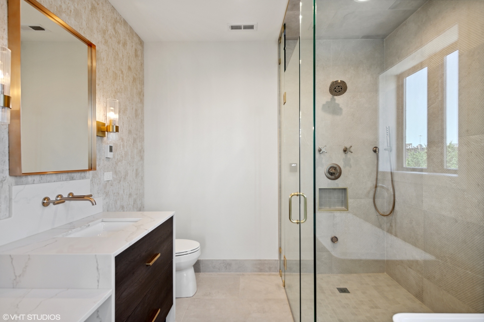 450 North Racine Avenue, Unit 2 Chicago, IL 60642 - Photo 15 of 23