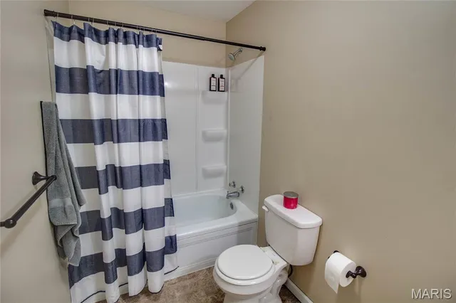 $159,900 | 155 Roberts Street, Jerseyville, IL 62052