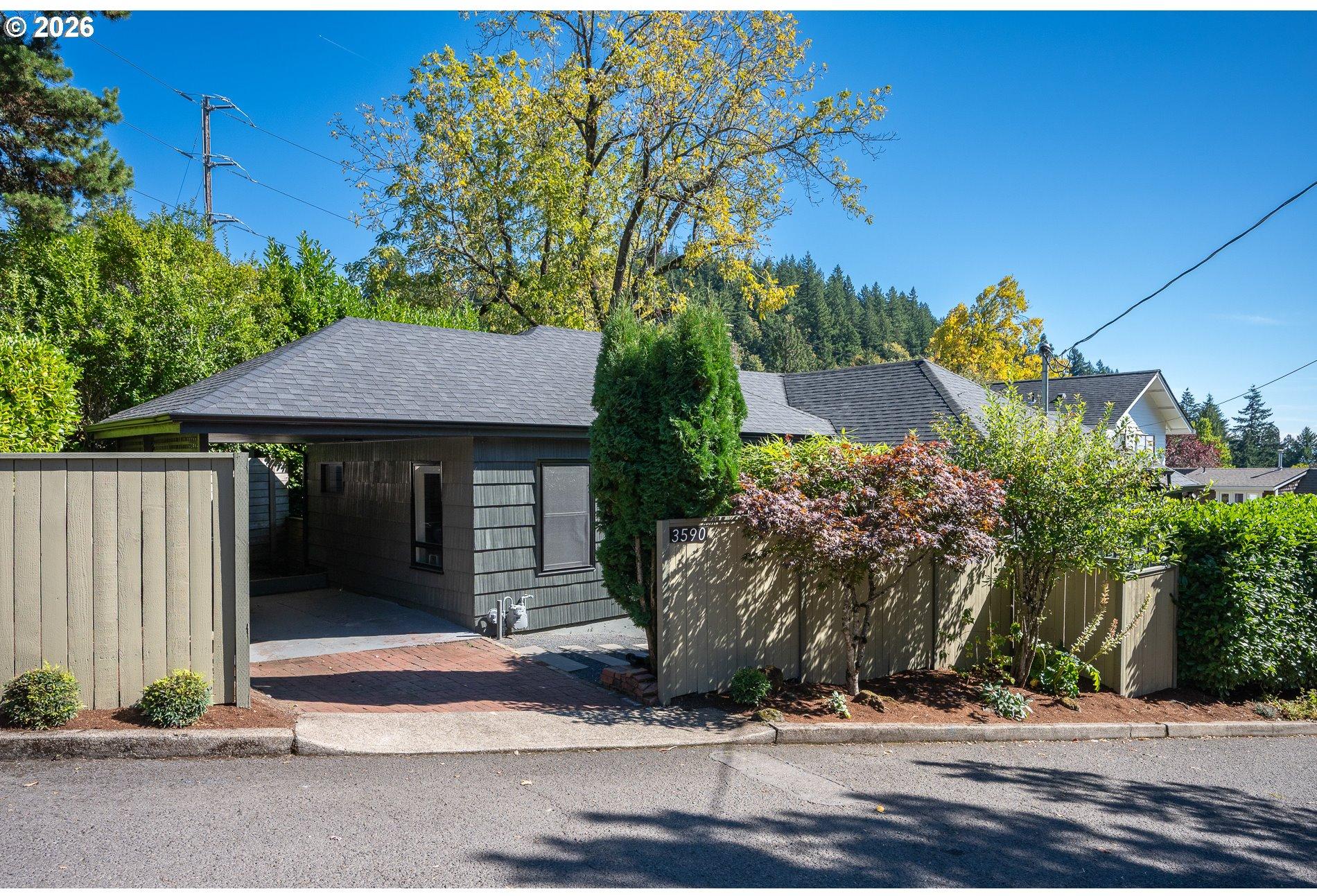 3590 Southwest Patton Road Portland, OR 97221 - Photo 4 of 44 Gallery Image 4
