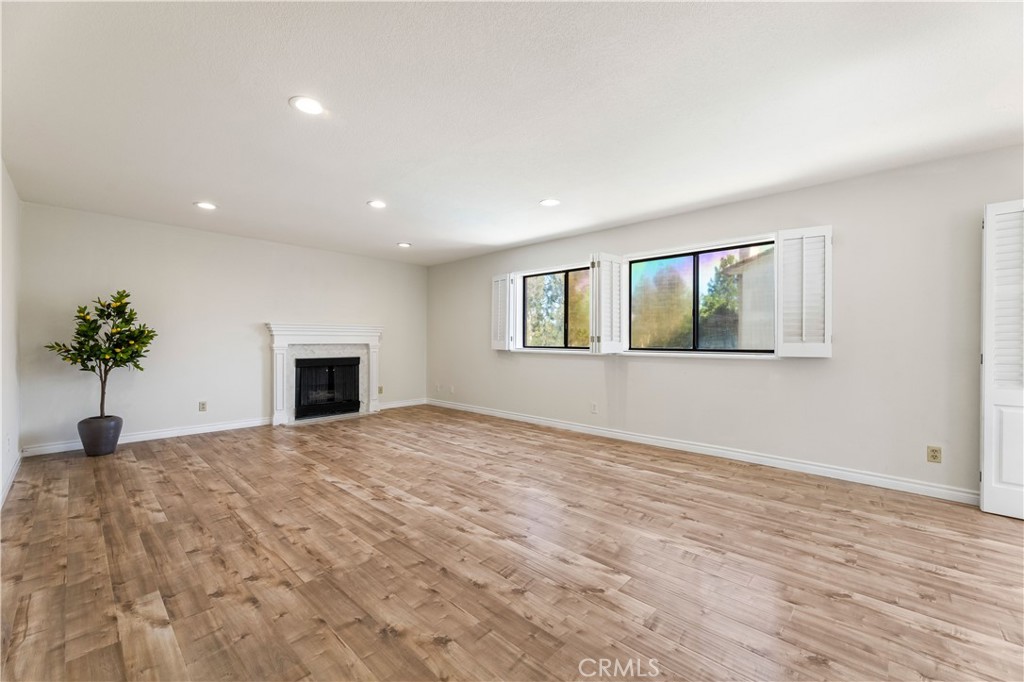12300 Montecito Road, Unit 25 Seal Beach, CA 90740 - Photo 9 of 56