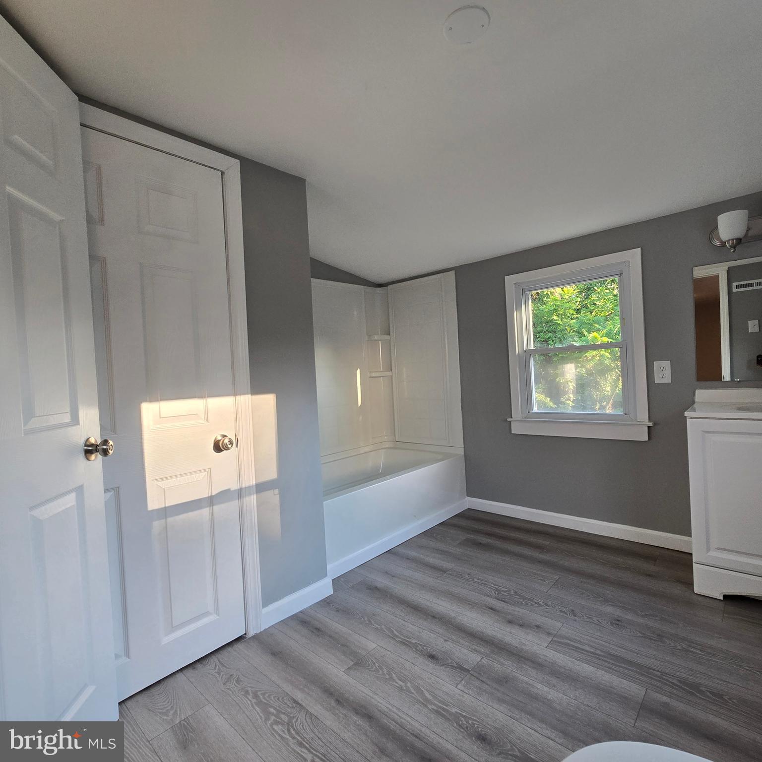 433 East Maple Avenue Lindenwold, NJ 08021 - Photo 29 of 37