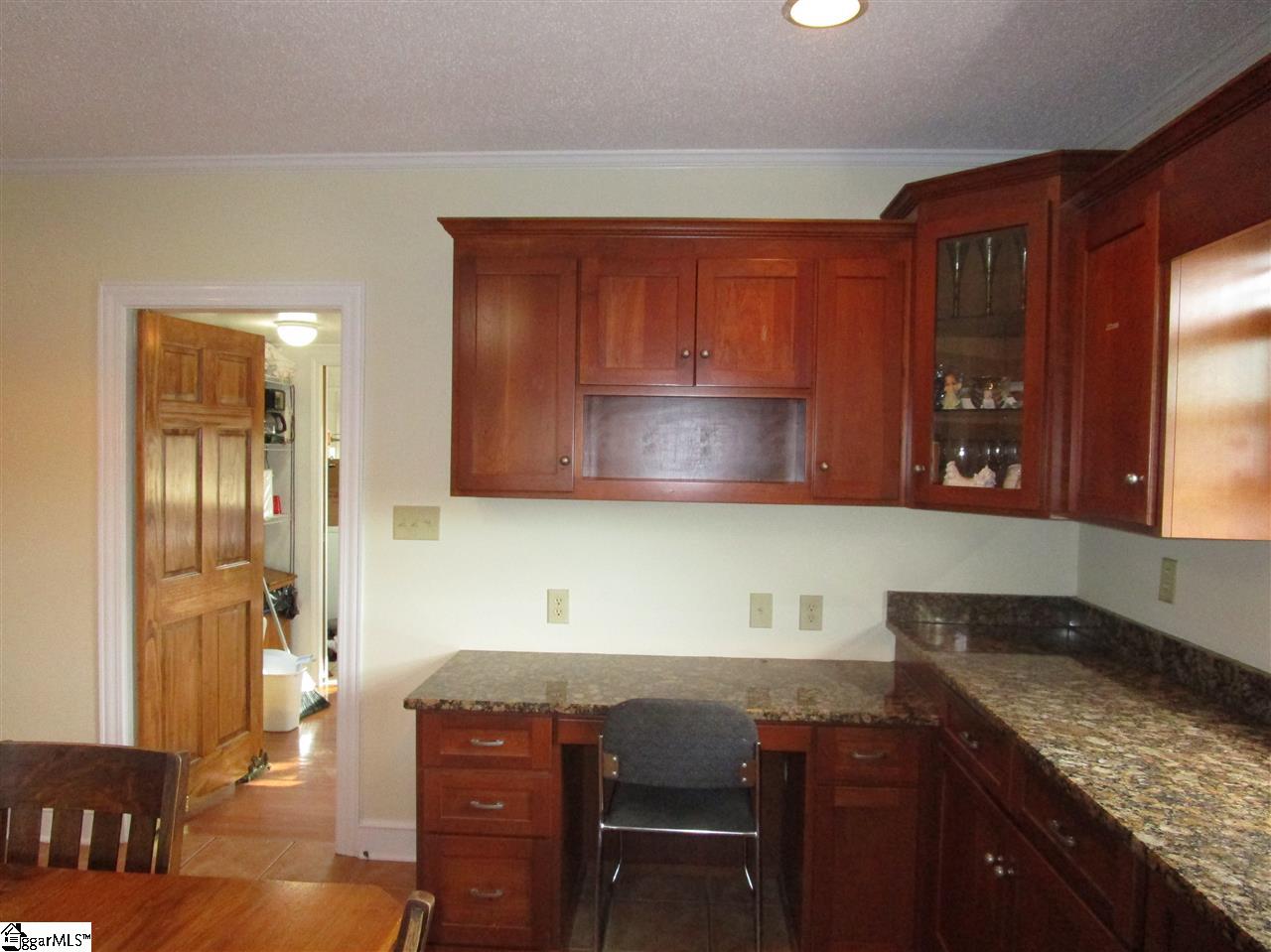 543 Murdock Road Due West, SC 29639 - Photo 5 of 35 Gallery Image 5