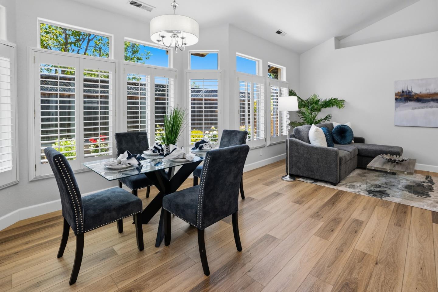 17570 Winding Creek Road Salinas, CA 93908 - Photo 10 of 47