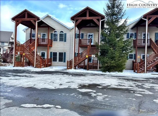 $390,000 | 3441 Beech Mountain Parkway, Unit A4, Beech Mountain, NC 28604