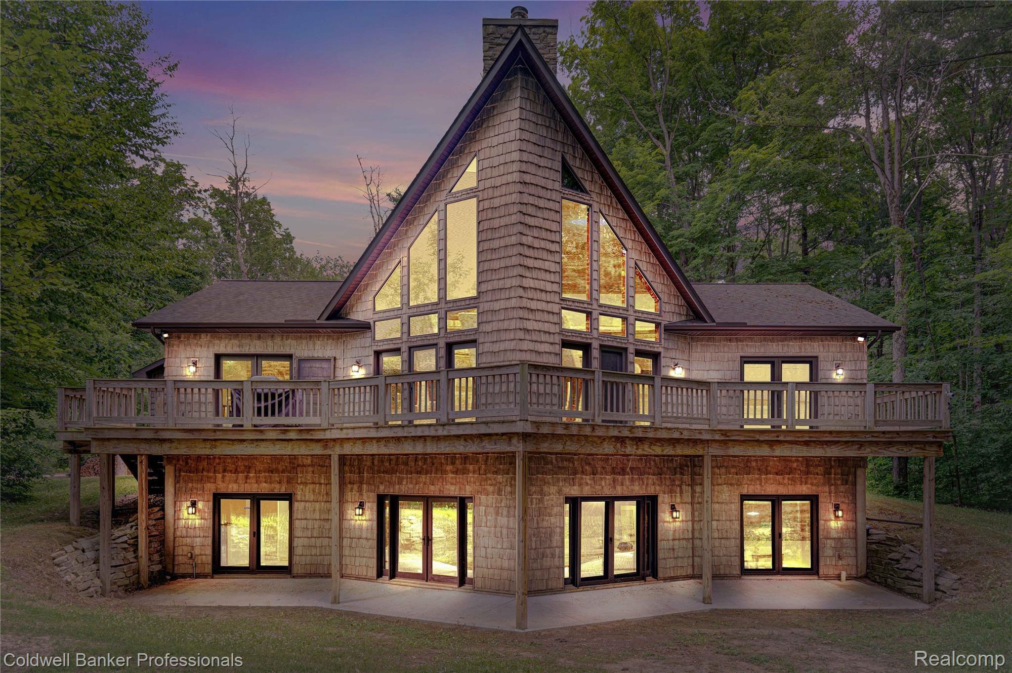 142 Dockham Road Columbiaville, MI 48421 - Photo 1 of 53 DSC07540_1_2a.jpg
