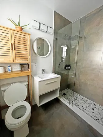 $10,000 | 840 Lenox Avenue, Unit 2, Miami Beach, FL 33139