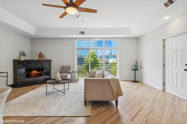 $3,750 | 820 West Hubbard Street, Unit 4, Chicago, IL 60642