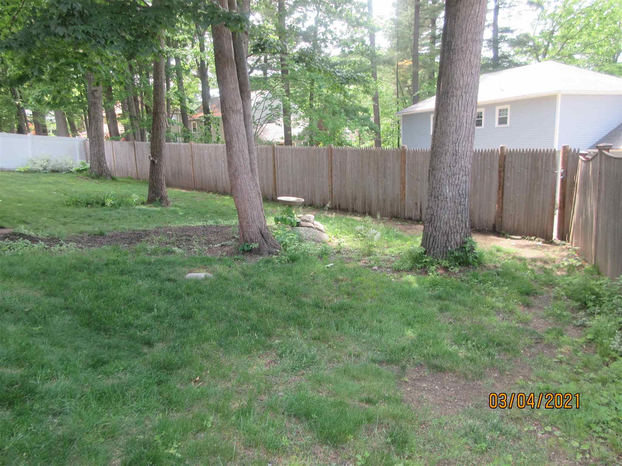 21 Clearview Drive Nashua, NH 03062 - Photo 14 of 40