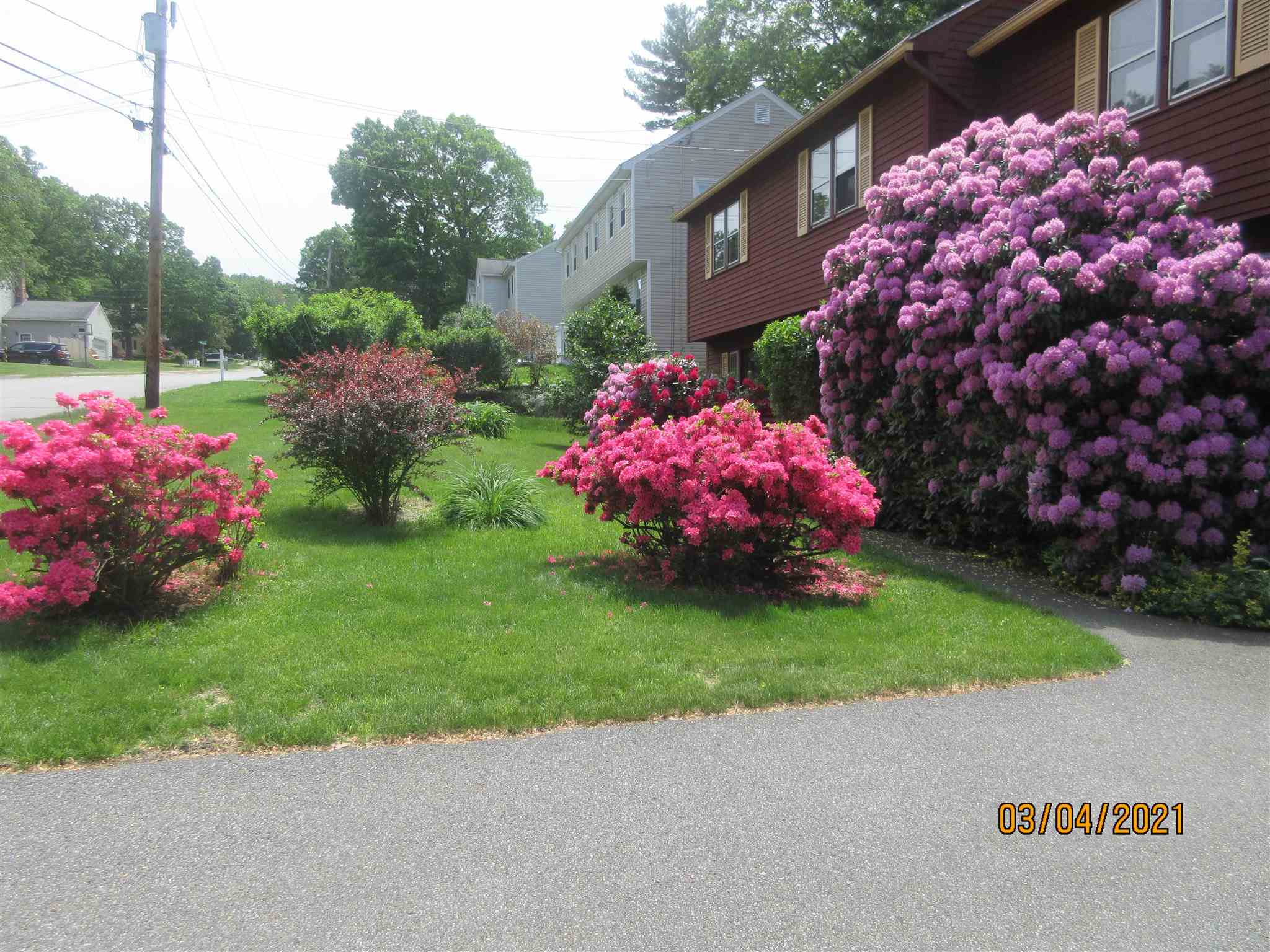 21 Clearview Drive Nashua, NH 03062 - Photo 4 of 40