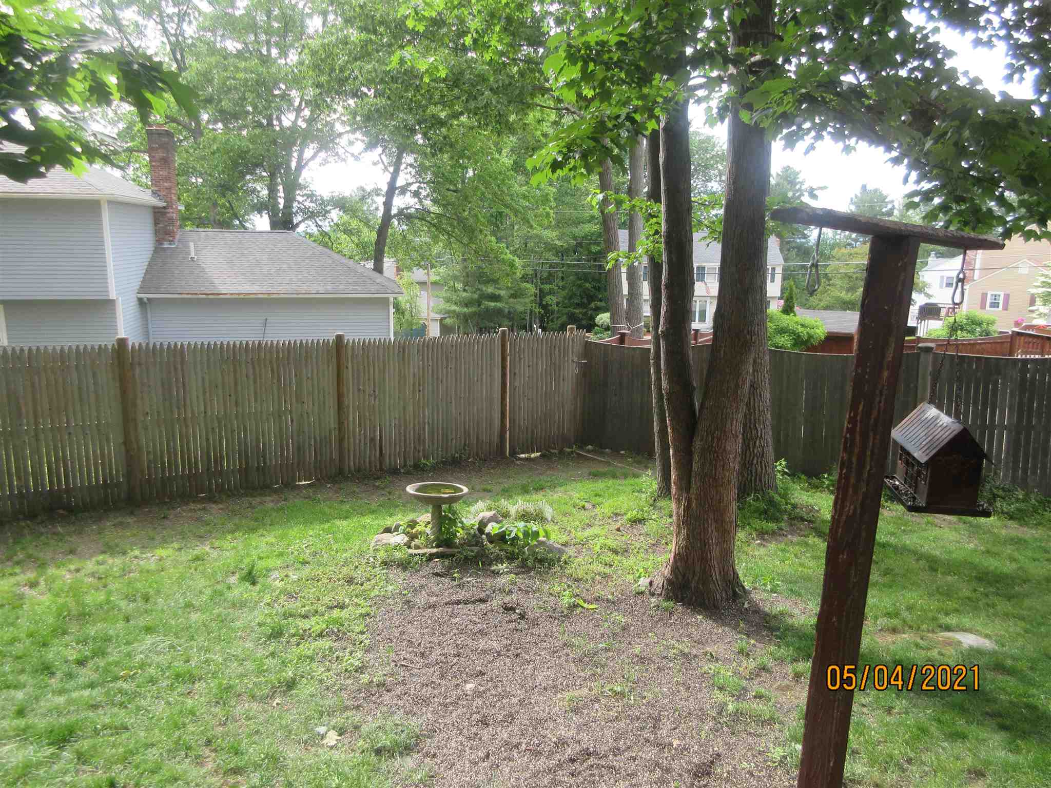 21 Clearview Drive Nashua, NH 03062 - Photo 8 of 40