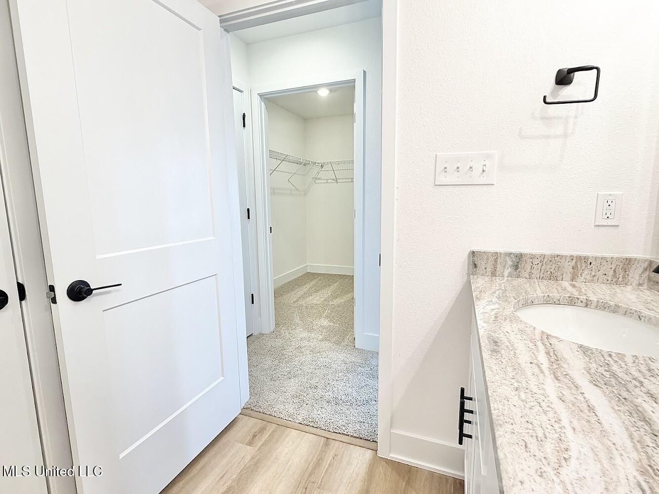 14930 Fritz Circle Gulfport, MS 39503 - Photo 18 of 27 HM 124 Primary bath and closet