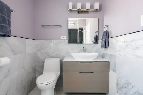 $1,200,000 | 1047 Fair Oaks Avenue, Oak Park, IL 60302