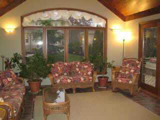 2666 Sandover Road Columbus, OH 43220 - Photo 4 of 9