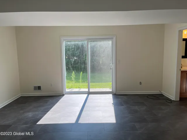 $1,950 | 202 North Nassau Road, Unit 1, Averill Park, NY 12018