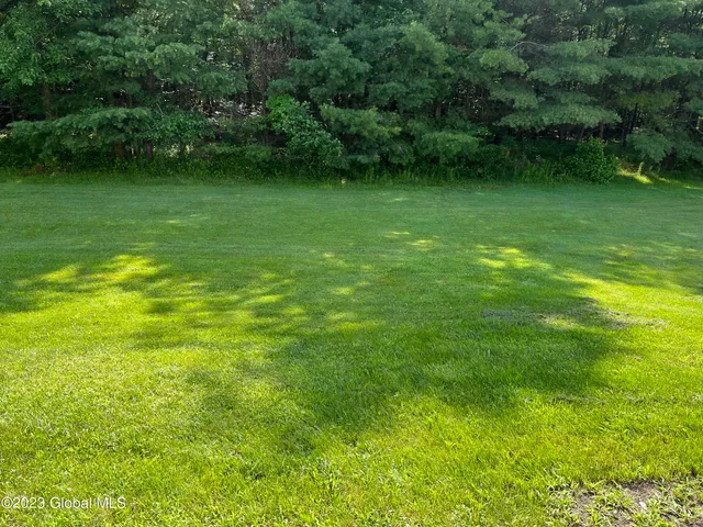 $1,950 | 202 North Nassau Road, Unit 1, Averill Park, NY 12018